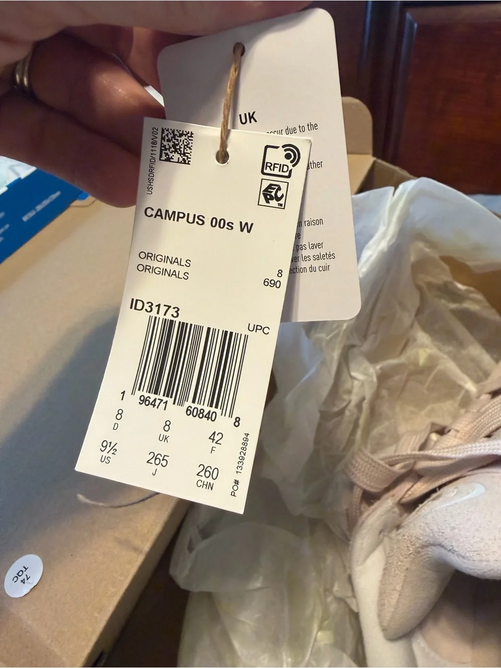 Women 9.5 Adidas with box. Beige-pale pink EXCELLENT Condition